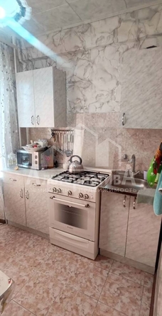 
  Продается 2-комн. квартира, 43 м², Крутая дорога ул
. Фото 1.
