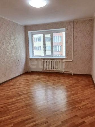 
  Продается 2-комн. квартира, 77 м², Пирогова ул, д. 70
. Фото 7.