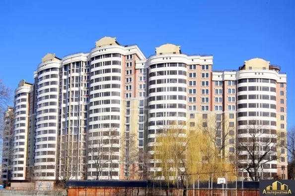 
  Продается 2-комн. квартира 100 м². Фото 1.