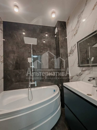 
  Продается 2-комн. квартира, 70 м², Никольская ул
. Фото 2.
