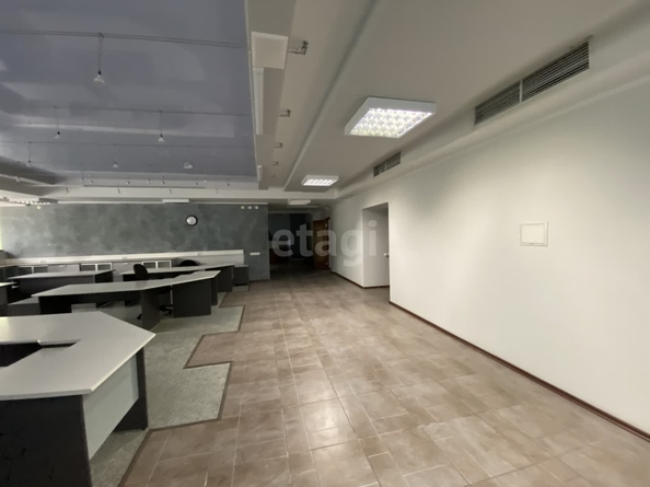 
  Продается универсальное помещение, 334.1 м², Ленина ул, д. 221
. Фото 9.