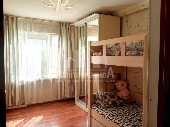 
  Продается 2-комн. квартира, 40 м², Красивая ул
. Фото 3.