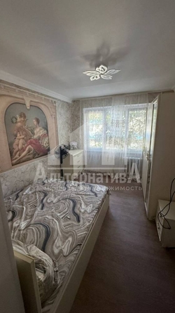 
  Продается 2-комн. квартира, 34 м², Красивая ул
. Фото 3.