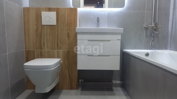 
  Продается 1-комн. квартира, 37.3 м², Рогожникова ул, д. 3
. Фото 10.