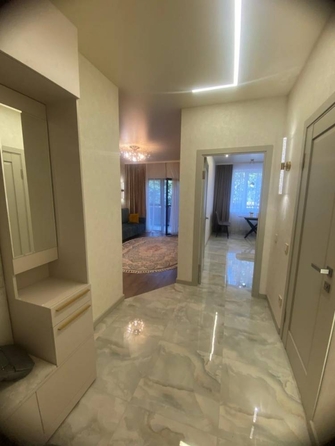 
  Продается 1-комн. квартира, 47 м², Замковая ул
. Фото 8.