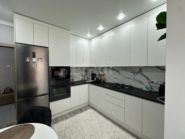 
  Продается 1-комн. квартира, 39.8 м², Российский пр-кт, д. 13
. Фото 1.