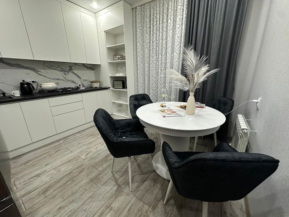 
  Продается 1-комн. квартира, 39.8 м², Российский пр-кт, д. 13
. Фото 3.