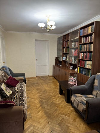 
  Продается 3-комн. квартира, 70 м², 40 лет Октября пр-кт, д. 16
. Фото 3.
