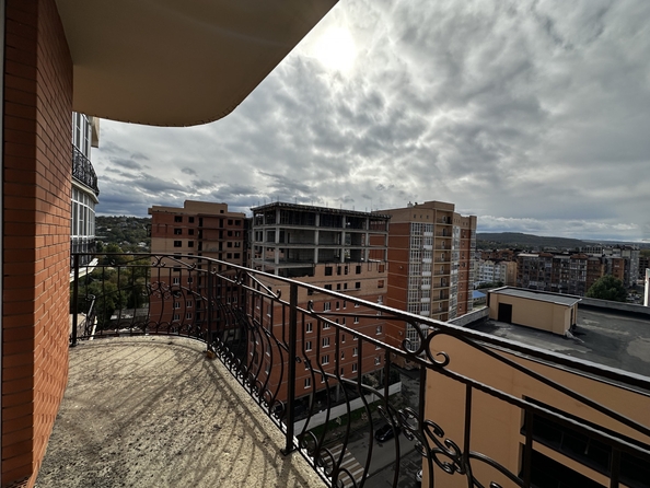 
  Продается 2-комн. квартира, 96 м², Бунимовича ул, д. 15
. Фото 15.