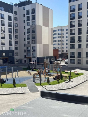 
  Продается 1-комн. квартира, 40 м², 45 Параллель ул, д. 83
. Фото 1.