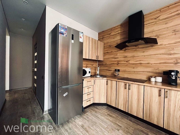 
  Продается 1-комн. квартира, 51 м², Пирогова ул, д. 72к1
. Фото 2.