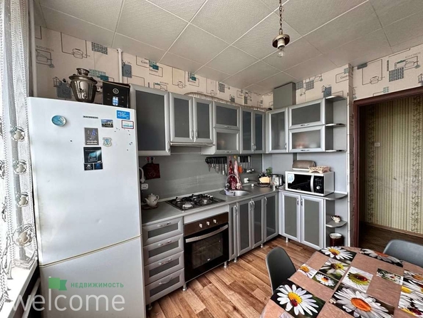 
  Продается 3-комн. квартира, 65 м², Солнечный б-р, д. 5
. Фото 2.