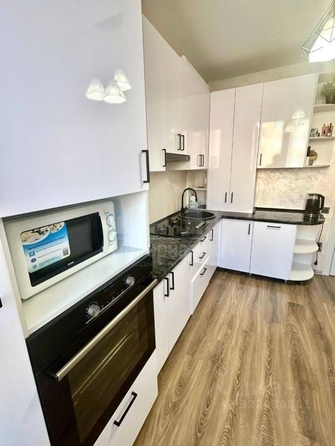 
  Продается 1-комн. квартира, 33.1 м², Просторная ул
. Фото 6.