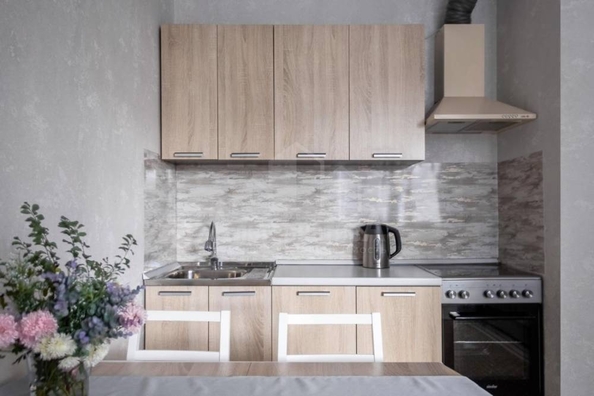 
  Продается 1-комн. квартира, 50 м², Октябрьская ул
. Фото 3.