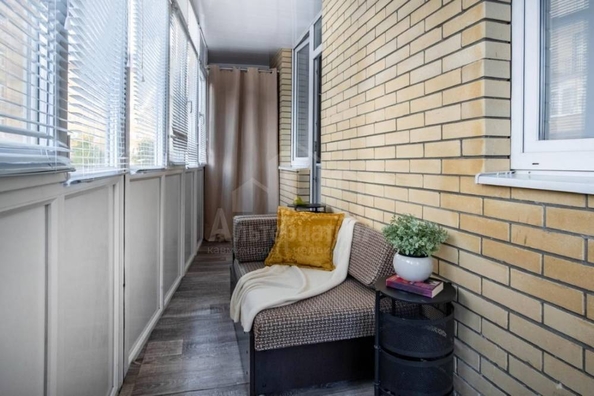 
  Продается 1-комн. квартира, 50 м², Октябрьская ул
. Фото 9.