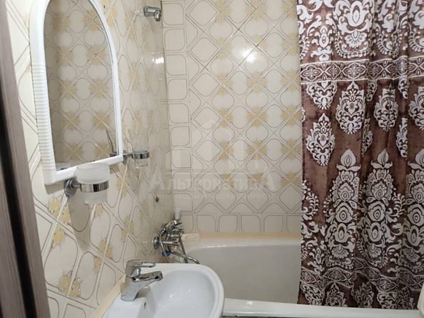 
  Продается 4-комн. квартира 80 м². Фото 6.