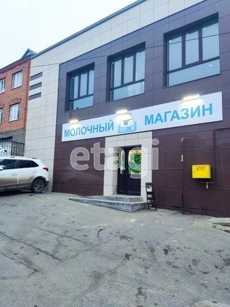 
   Продам торговое помещение, 320 м², К.Цеткин ул, 1

. Фото 2.