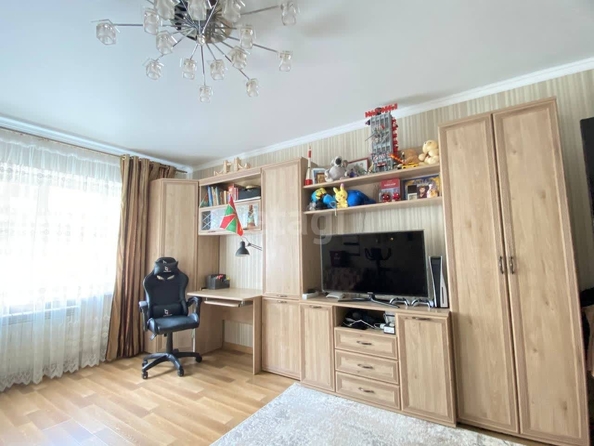 
   Продам 2-комнатную, 65 м², Ленина ул, 417и/1

. Фото 6.