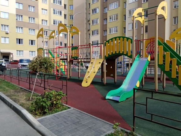 
   Продам 2-комнатную, 52.2 м², Чапаева ул, 4В/1

. Фото 21.