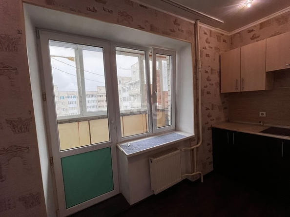 
   Продам 1-комнатную, 37 м², Доваторцев ул, 86/2

. Фото 4.