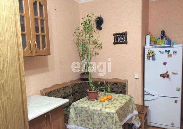 
   Продам секционку, 15 м², Ленина ул, 102

. Фото 2.