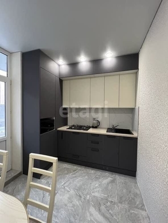 
   Продам 1-комнатную, 35.6 м², генерала Маргелова ул, 3/1

. Фото 1.