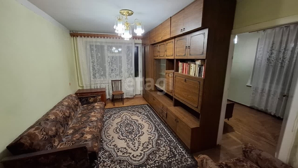 
   Продам 3-комнатную, 51 м², Мира ул, 332

. Фото 1.