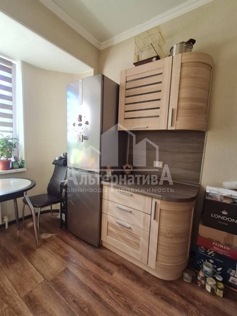 
  Продается 1-комн. квартира, 41 м², Азербайджанская ул
. Фото 2.