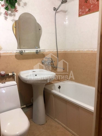 
  Продается 2-комн. квартира, 44.7 м², Широкая ул
. Фото 10.