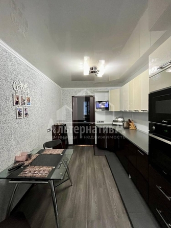 
  Продается 3-комн. квартира, 68.2 м², Зеркальный пер
. Фото 1.