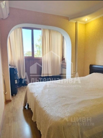 
  Продается 2-комн. квартира, 48 м², Азербайджанская ул
. Фото 4.