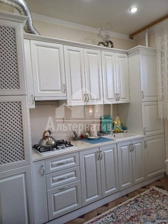
  Продается 1-комн. квартира, 36 м², Азербайджанская ул
. Фото 8.
