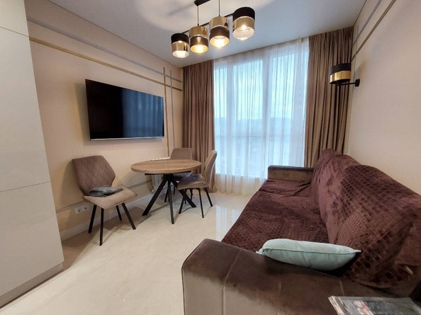 
  Продается 1-комн. квартира, 42 м², Окопная ул
. Фото 1.