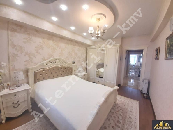 
   Продам 2-комнатную, 94 м², Ленинградская ул

. Фото 7.