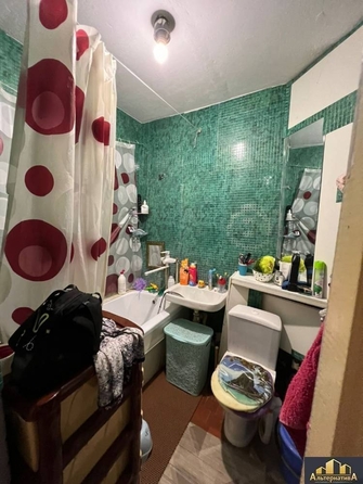 
  Продается 1-комн. квартира, 37 м², Набережная ул
. Фото 6.