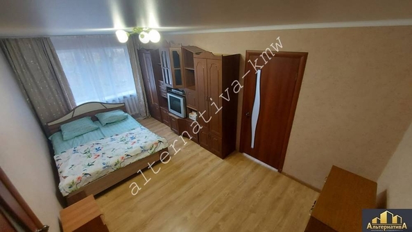 
  Продается 2-комн. квартира, 42 м², Октябрьская ул
. Фото 1.