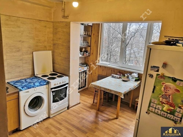 
   Продам 3-комнатную, 64 м², Марцинкевича ул

. Фото 8.