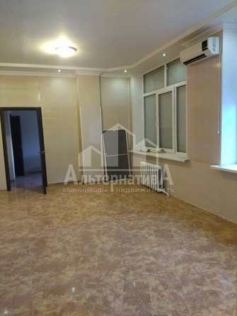 
  Продается универсальное помещение, 72.8 м², Азербайджанская ул
. Фото 4.