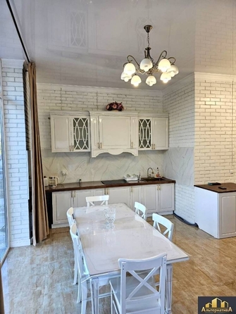 
   Продам гостиницу, 662 м², Кубанская ул

. Фото 2.