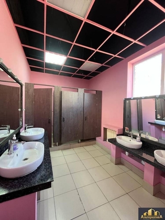 
  Сдается универсальное помещение, 560 м², Красивая ул
. Фото 6.