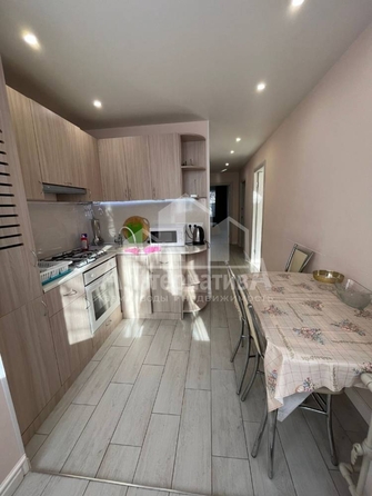 
  Продается 3-комн. квартира, 75 м², 8 Марта ул
. Фото 1.