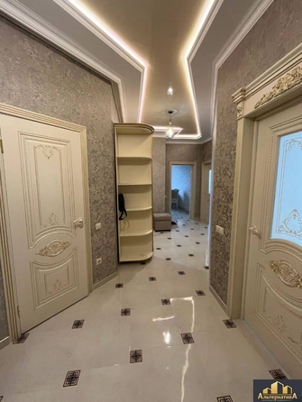
  Продается 2-комн. квартира, 103 м², Красивая ул
. Фото 4.