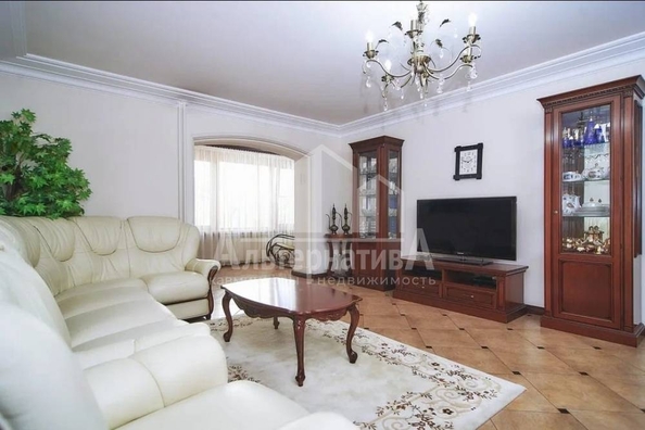 
   Продам 4-комнатную, 138 м², Набережная ул

. Фото 6.