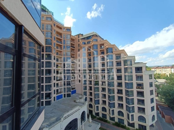 
  Продается 4-комн. квартира, 292.58 м², Шаумяна ул
. Фото 9.