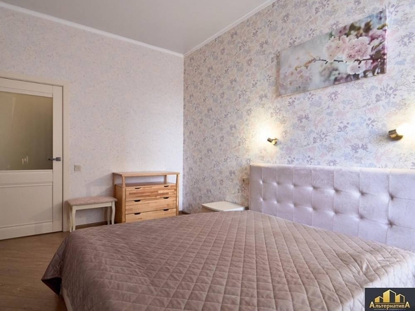 
  Продается 3-комн. квартира, 100 м², Декабристов ул
. Фото 4.