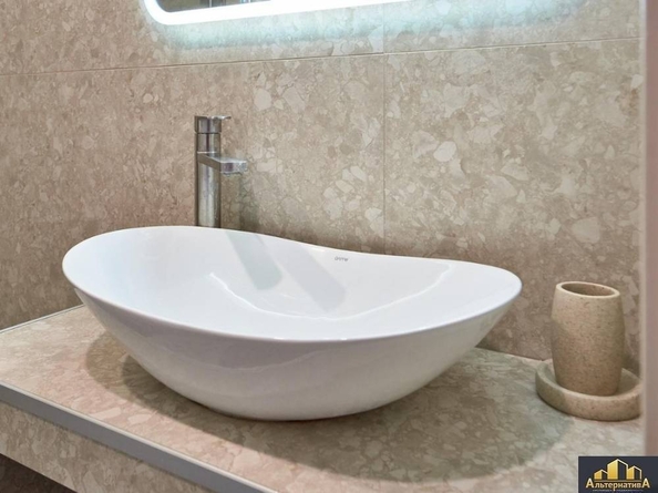 
  Продается 3-комн. квартира, 100 м², Декабристов ул
. Фото 10.