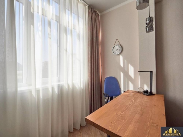 
   Продам 3-комнатную, 100 м², Декабристов ул

. Фото 20.