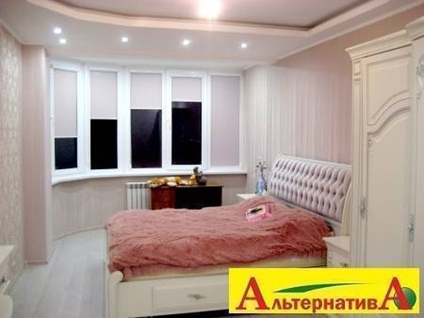 
   Продам 2-комнатную, 80 м², Декабристов ул

. Фото 7.