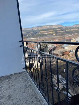
  Продается 2-комн. квартира, 79.4 м², Замковая ул
. Фото 12.