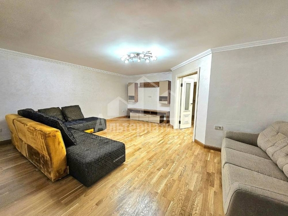 
   Продам 4-комнатную, 157 м², Широкая ул

. Фото 13.